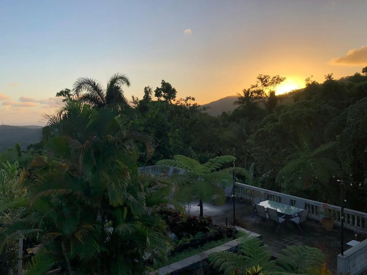 ריו גראנדה El Yunque Rainforest Inn